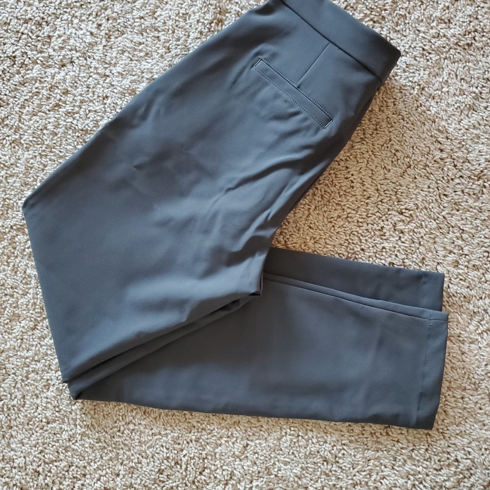 NWOT - GAP Skinny High Rise Casual Pants